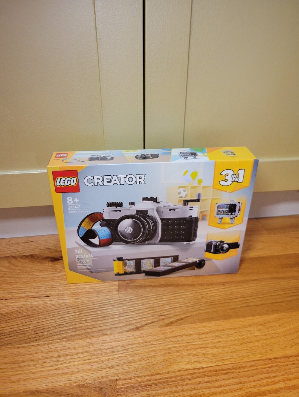 NIB LEGO Creator 3-in-1 Retro Camera Set 31147 - Brand New Sealed - Picture 7 of 8